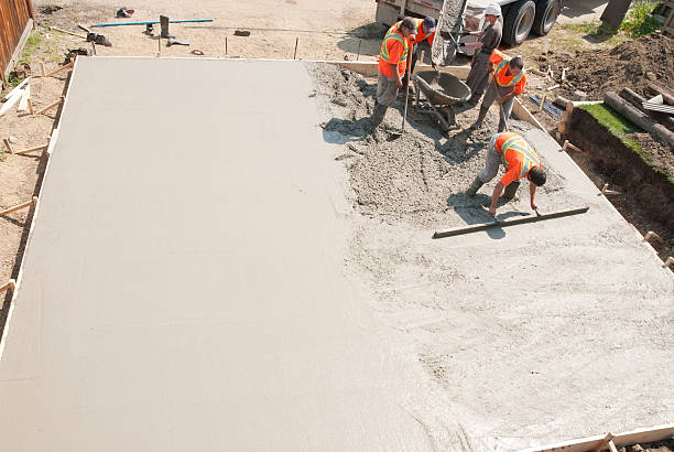 Best Concrete Resurfacing Services  in Muscatine, IA
